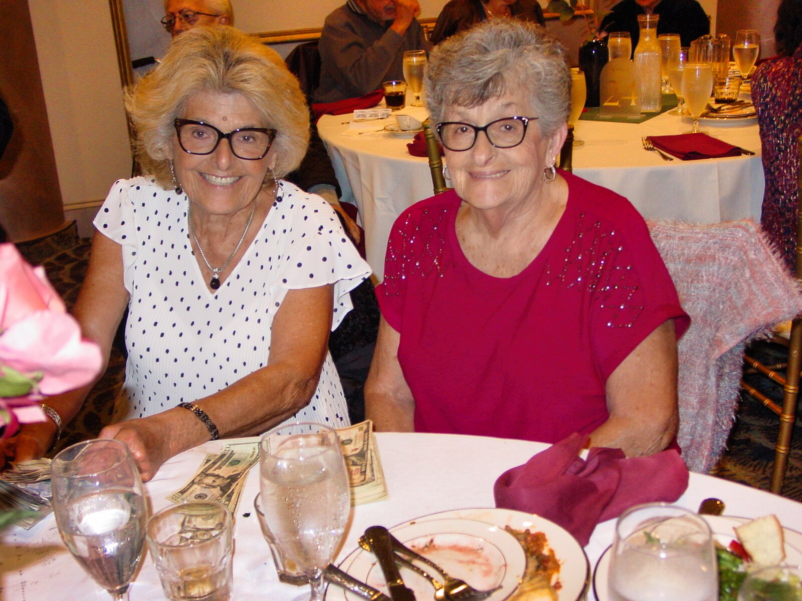 ./Gallery/2025 Legends Live Dinner Show/DSC00594.jpg